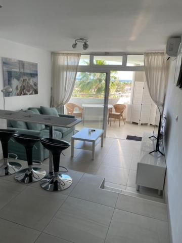 מספאלומס Lovely Appartment With A Sunny Large Balcony מראה חיצוני תמונה